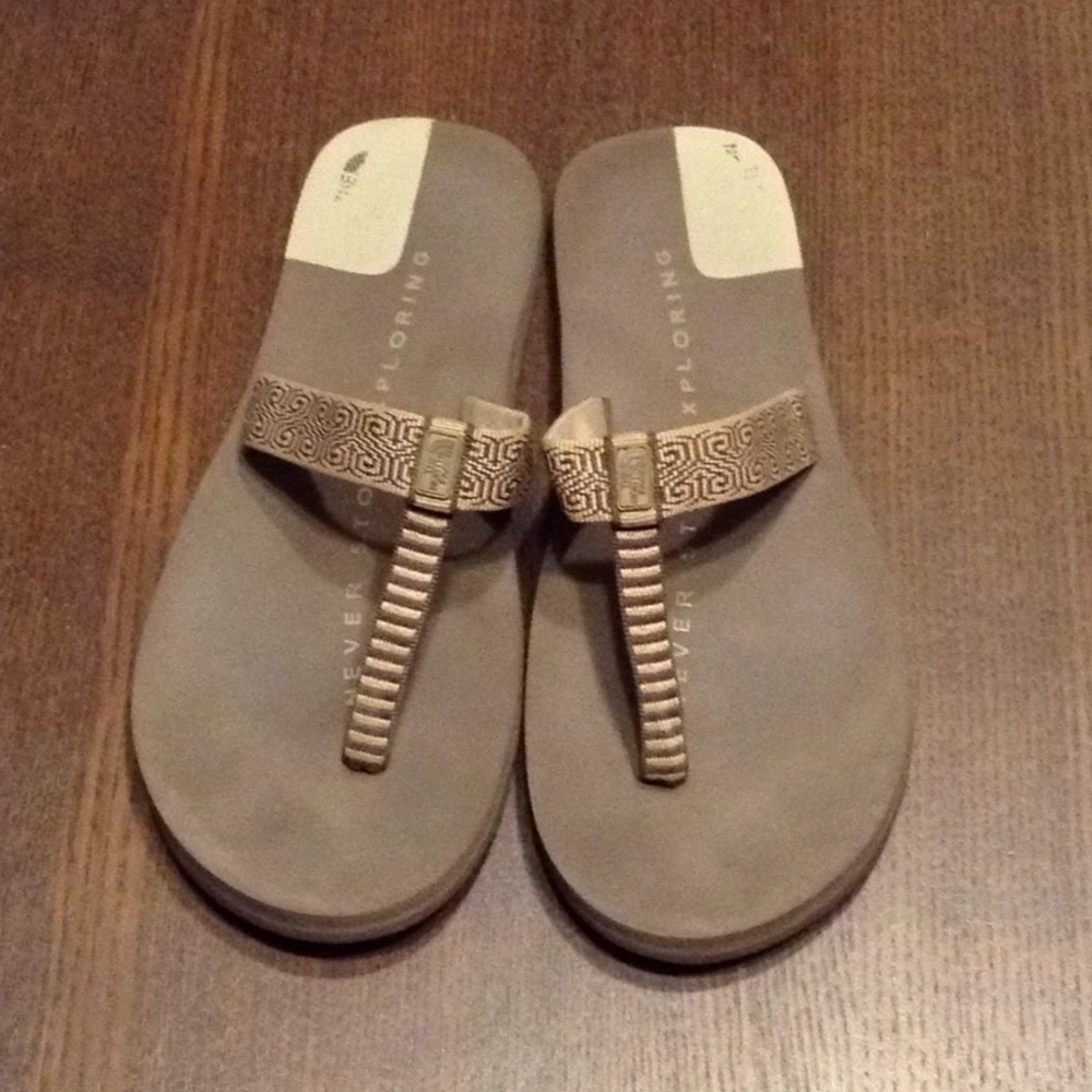 North Face Sandals 8